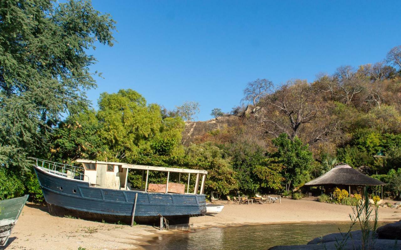 Mufasa Eco Lodge Monkey Bay Екстер'єр фото