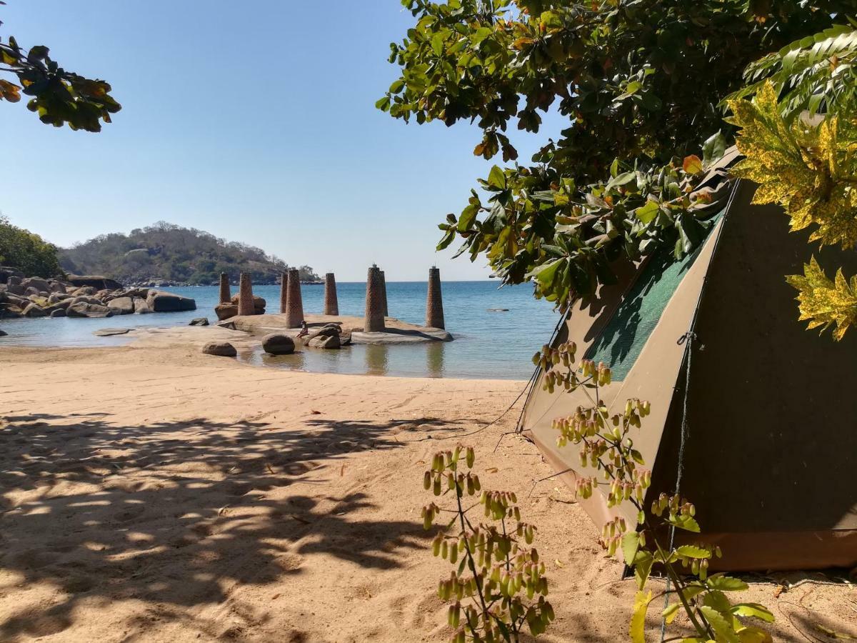 Mufasa Eco Lodge Monkey Bay Екстер'єр фото